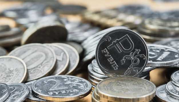 Как курсы валют влияют на цены в магазинах и услугах